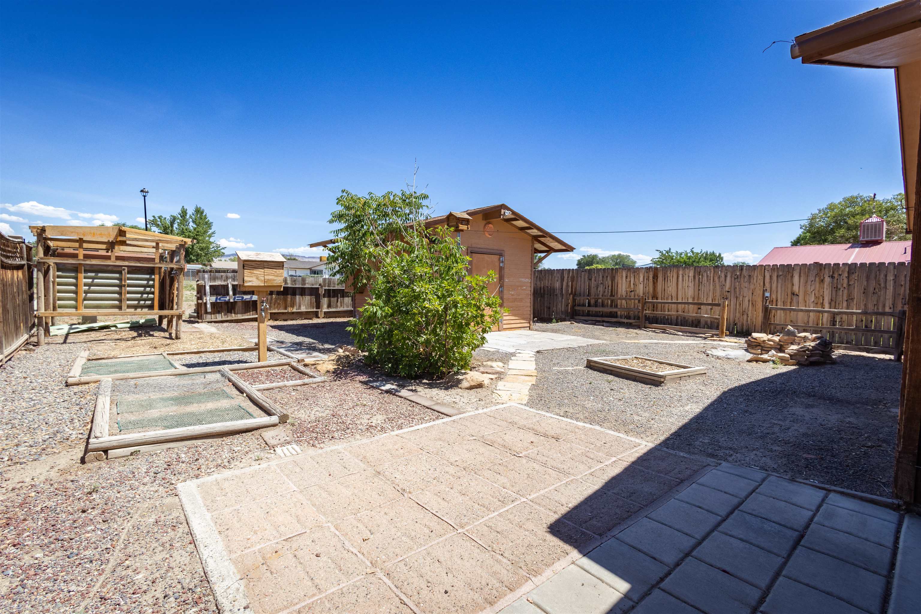 3046 1/2 Wedgewood Drive Property Photo 23