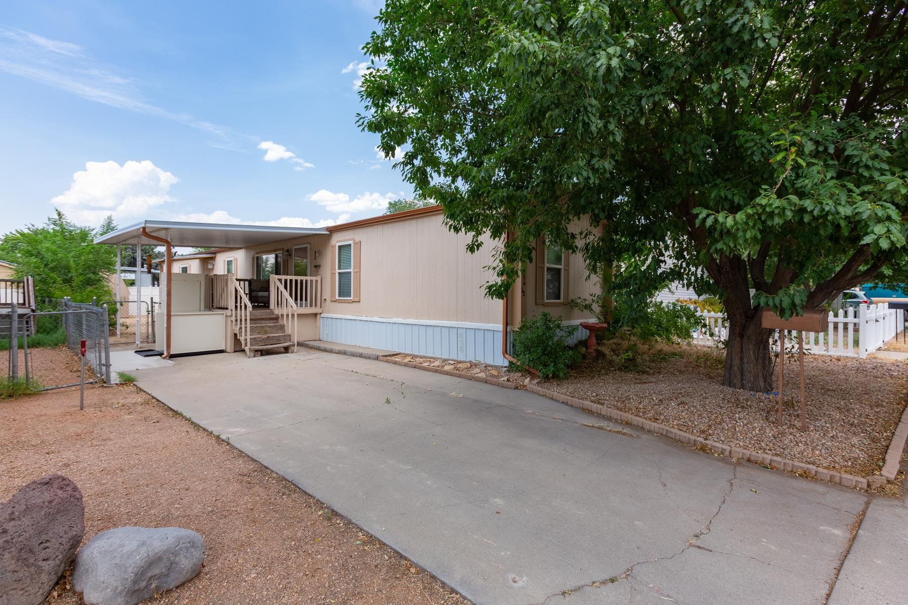 2856 1/2 Elm Avenue Property Photo 1