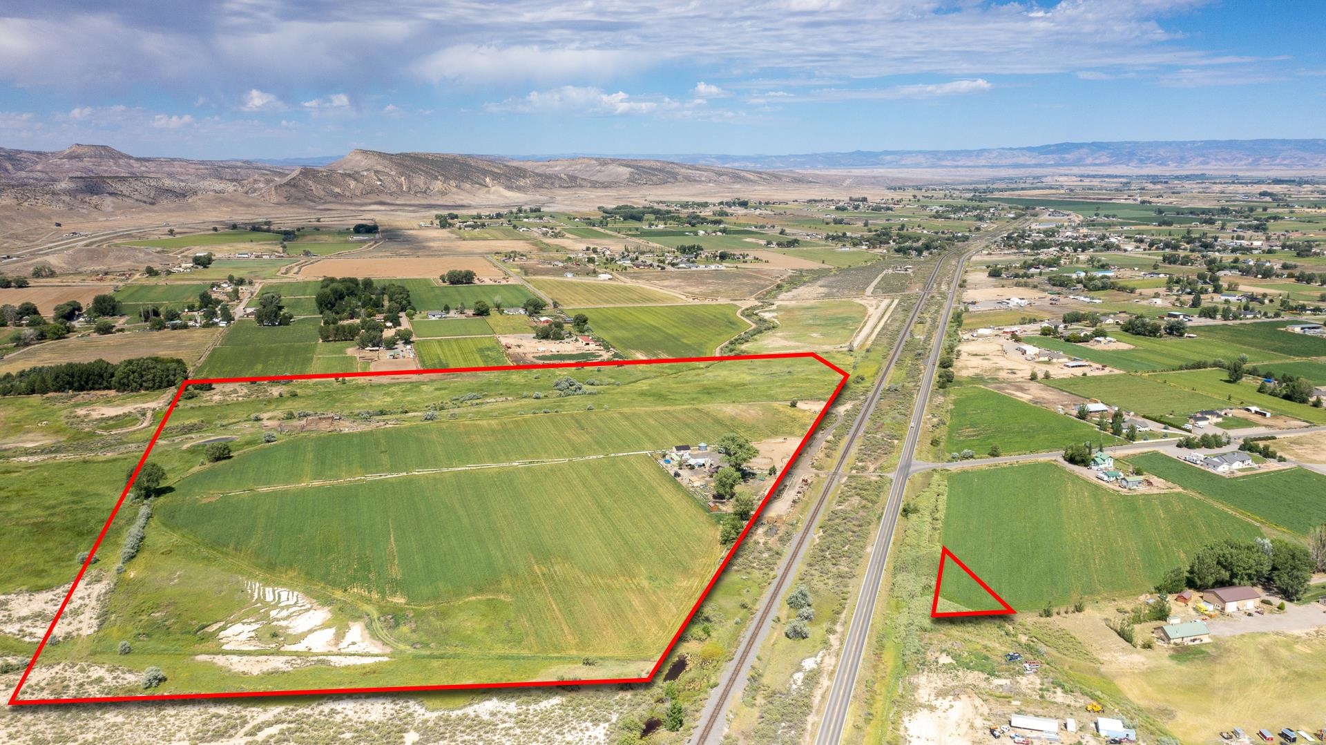 1413 Highway 6&50 Property Photo 1