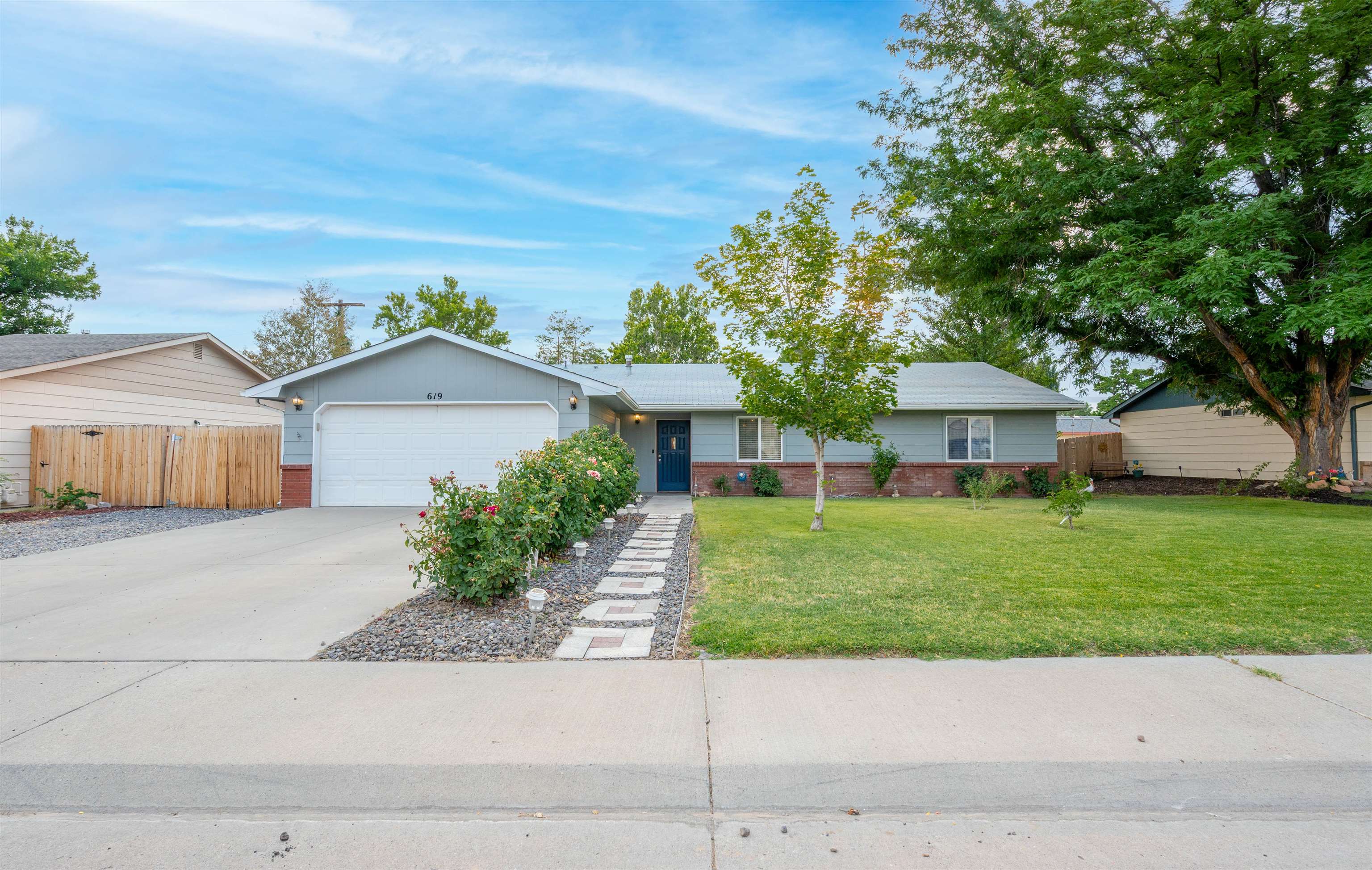 619 Cris Mar Street Property Photo 1