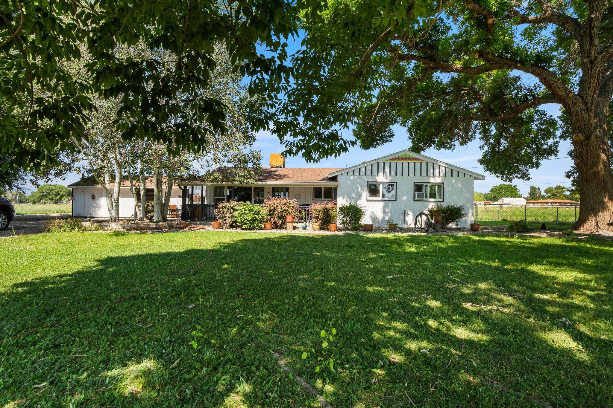 665 30 1/2 Road Property Photo 1