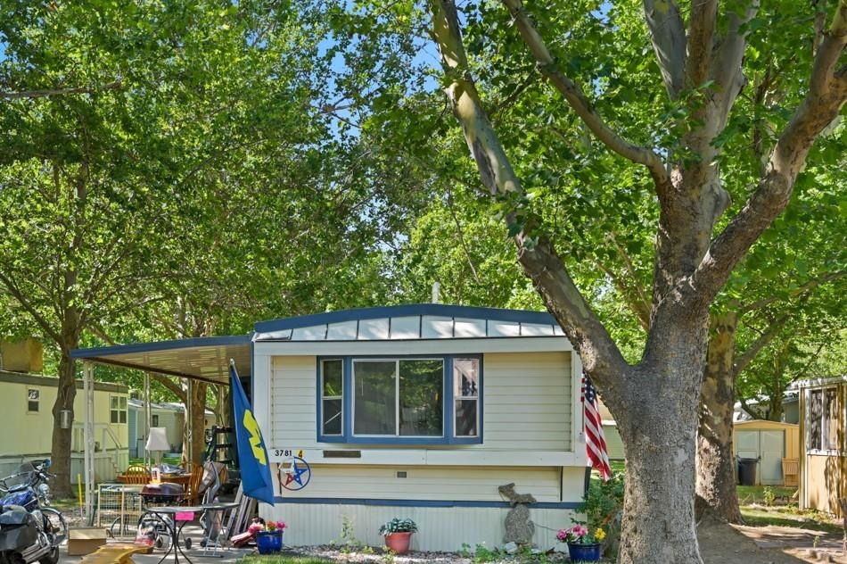 3781 Granada Drive Property Photo 1