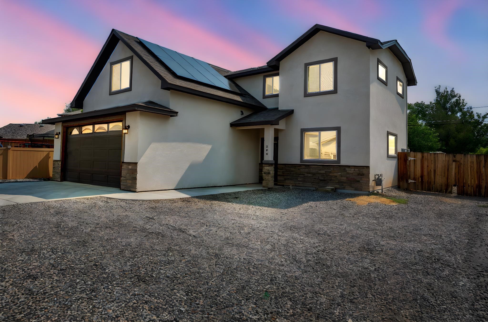 306 Carriage Hills Court Property Photo 2