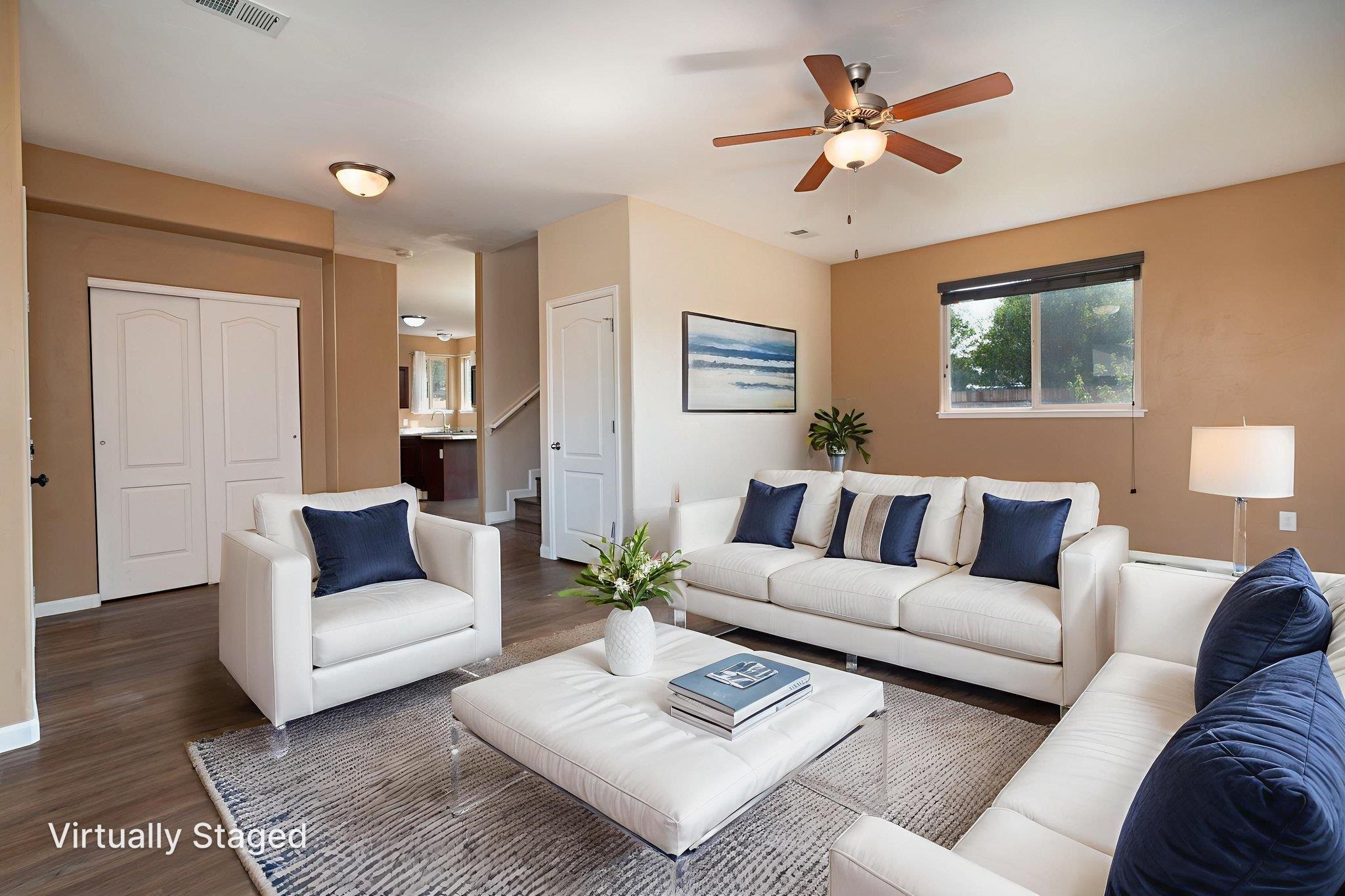 306 Carriage Hills Court Property Photo 4