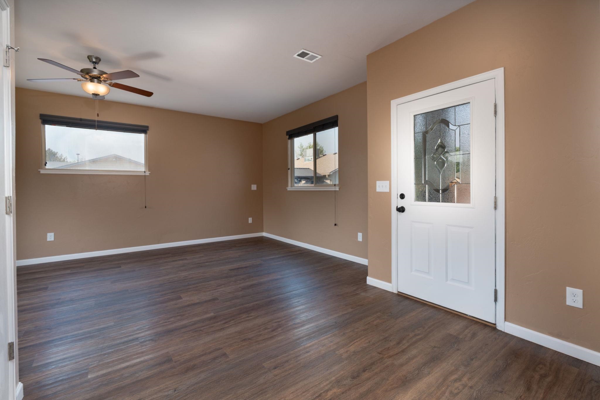 306 Carriage Hills Court Property Photo 6