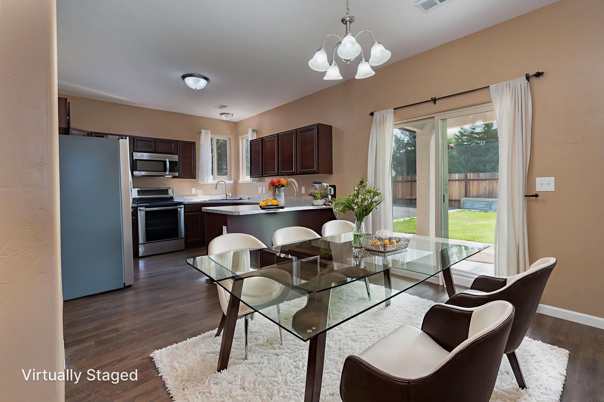 306 Carriage Hills Court Property Photo 9