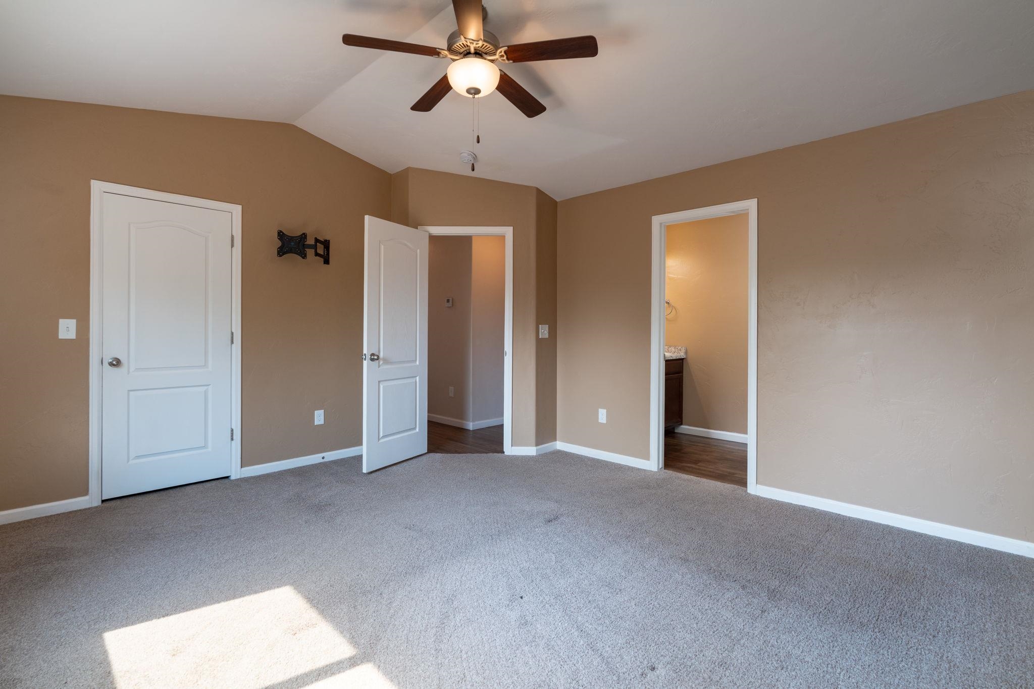 306 Carriage Hills Court Property Photo 14