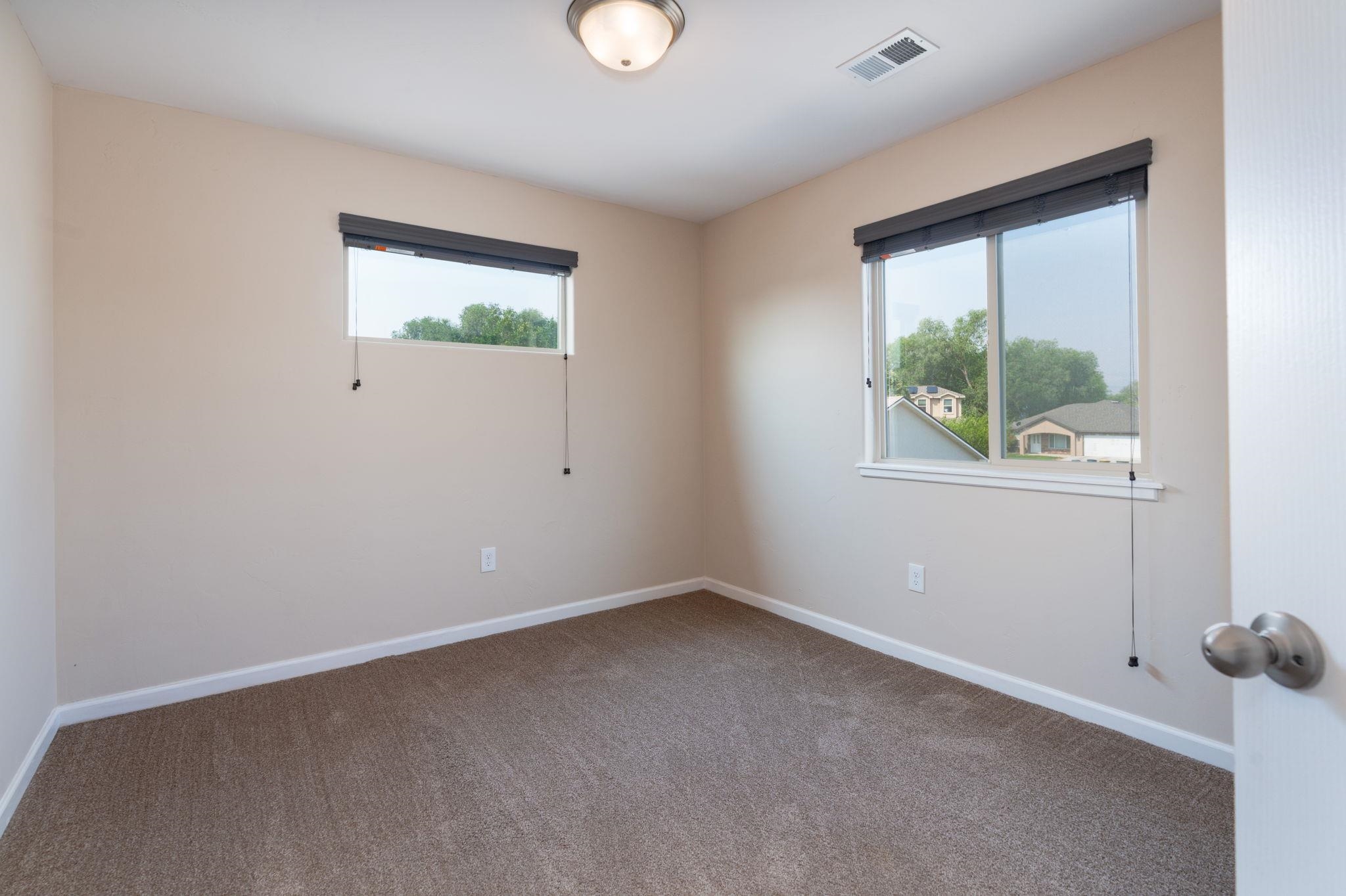 306 Carriage Hills Court Property Photo 18