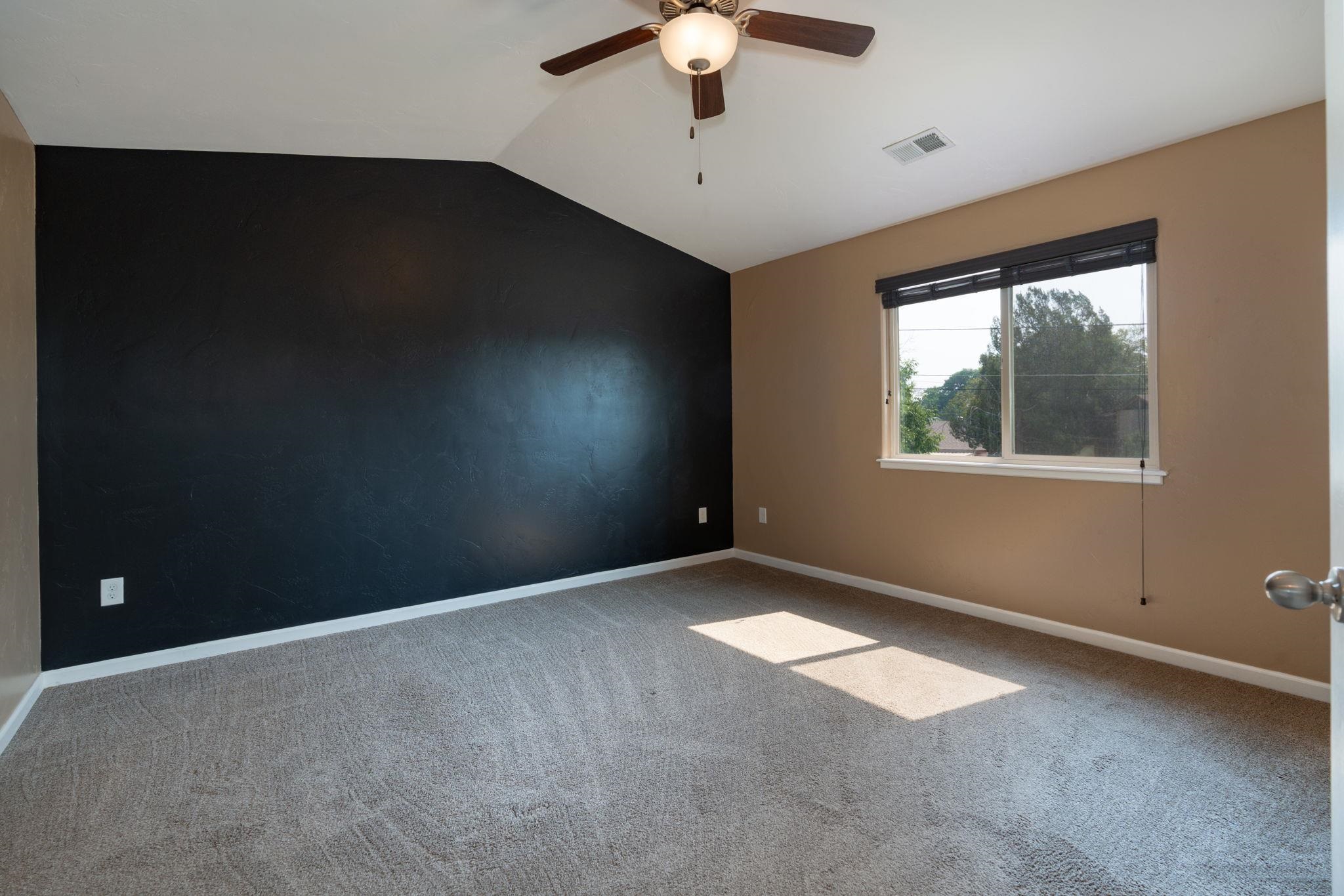 306 Carriage Hills Court Property Photo 24