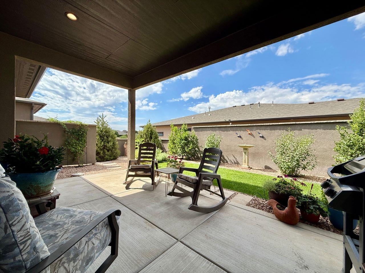 890 Spring Crossing Property Photo 39