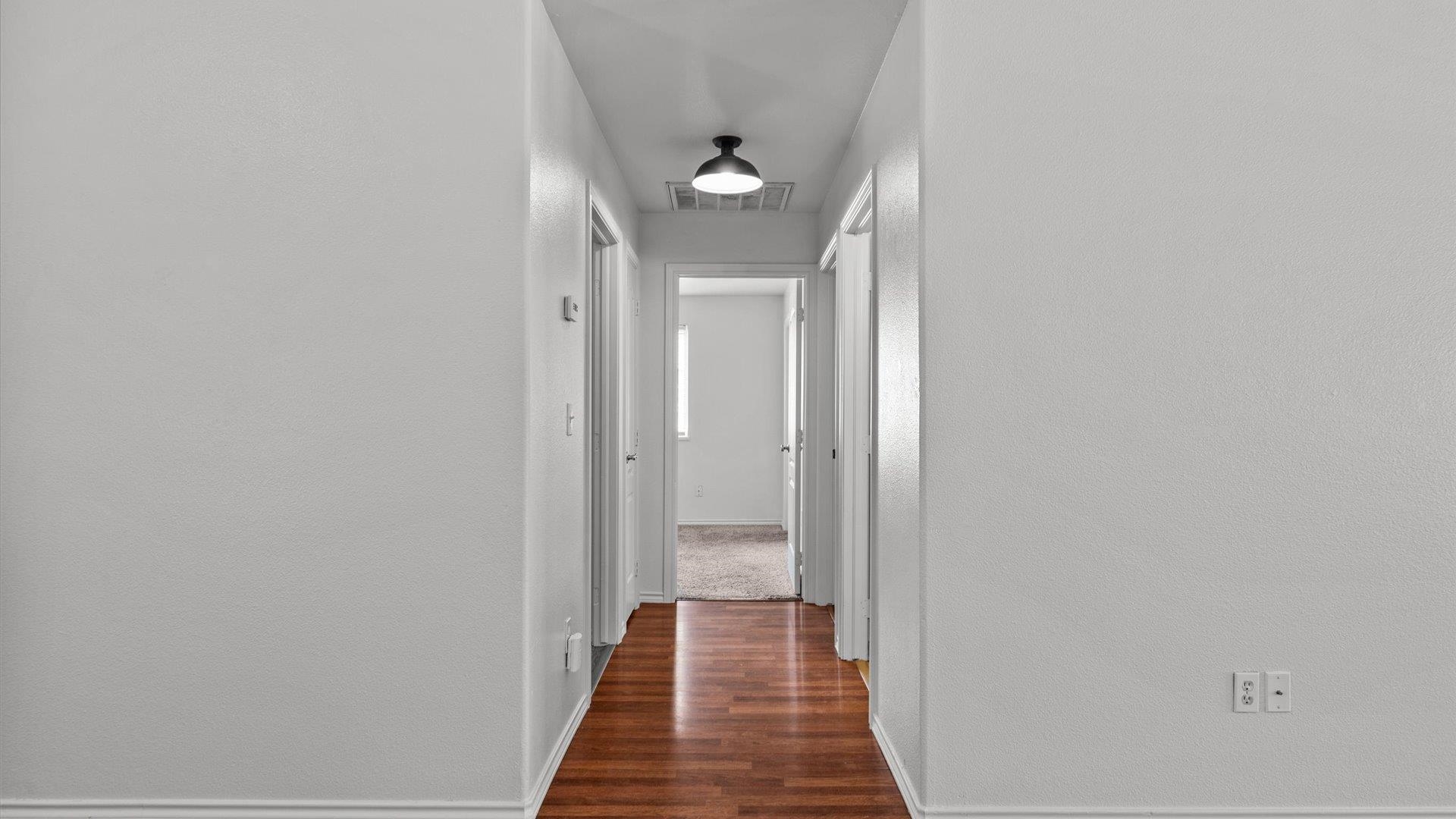 3189 Summit Way Property Photo 12