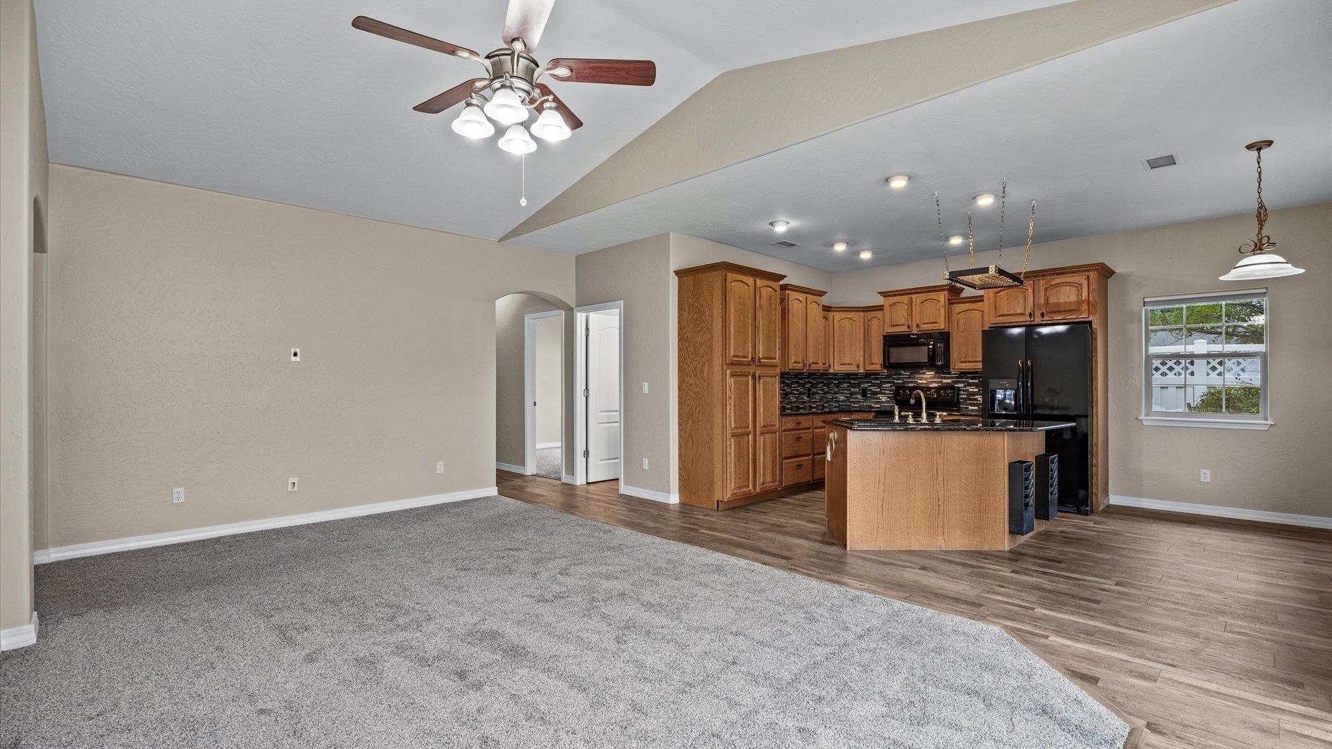 2980 Westland Avenue Property Photo 6