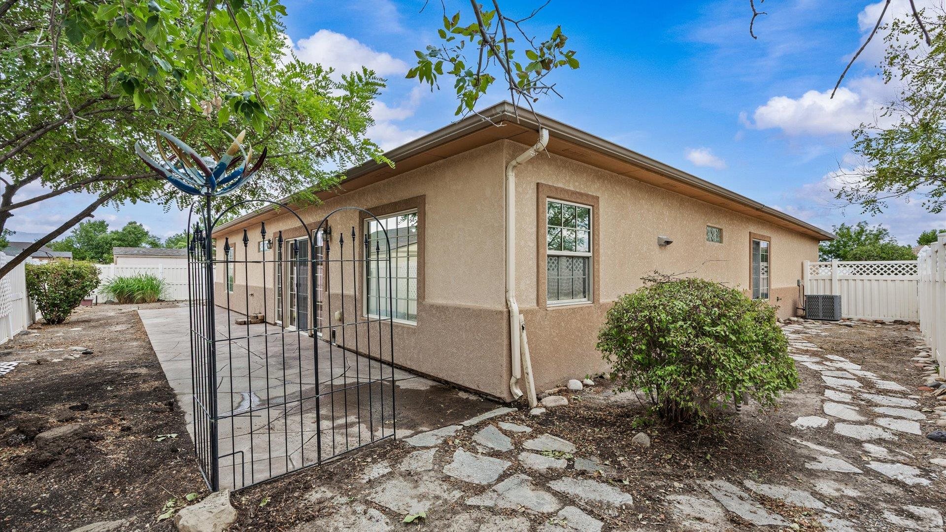 2980 Westland Avenue Property Photo 23