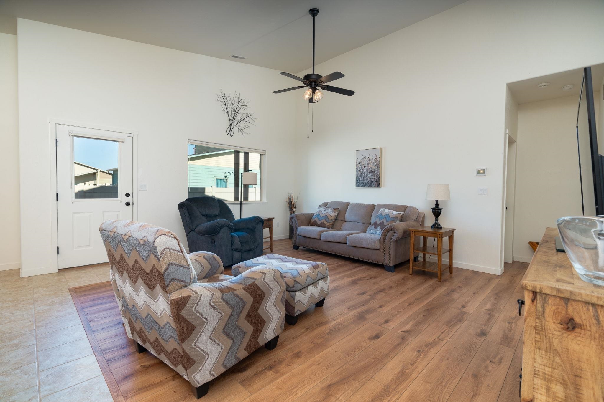 391 Blue River Drive Property Photo 5
