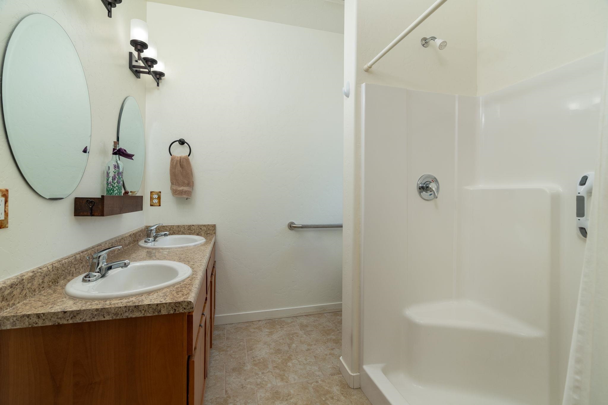 391 Blue River Drive Property Photo 16