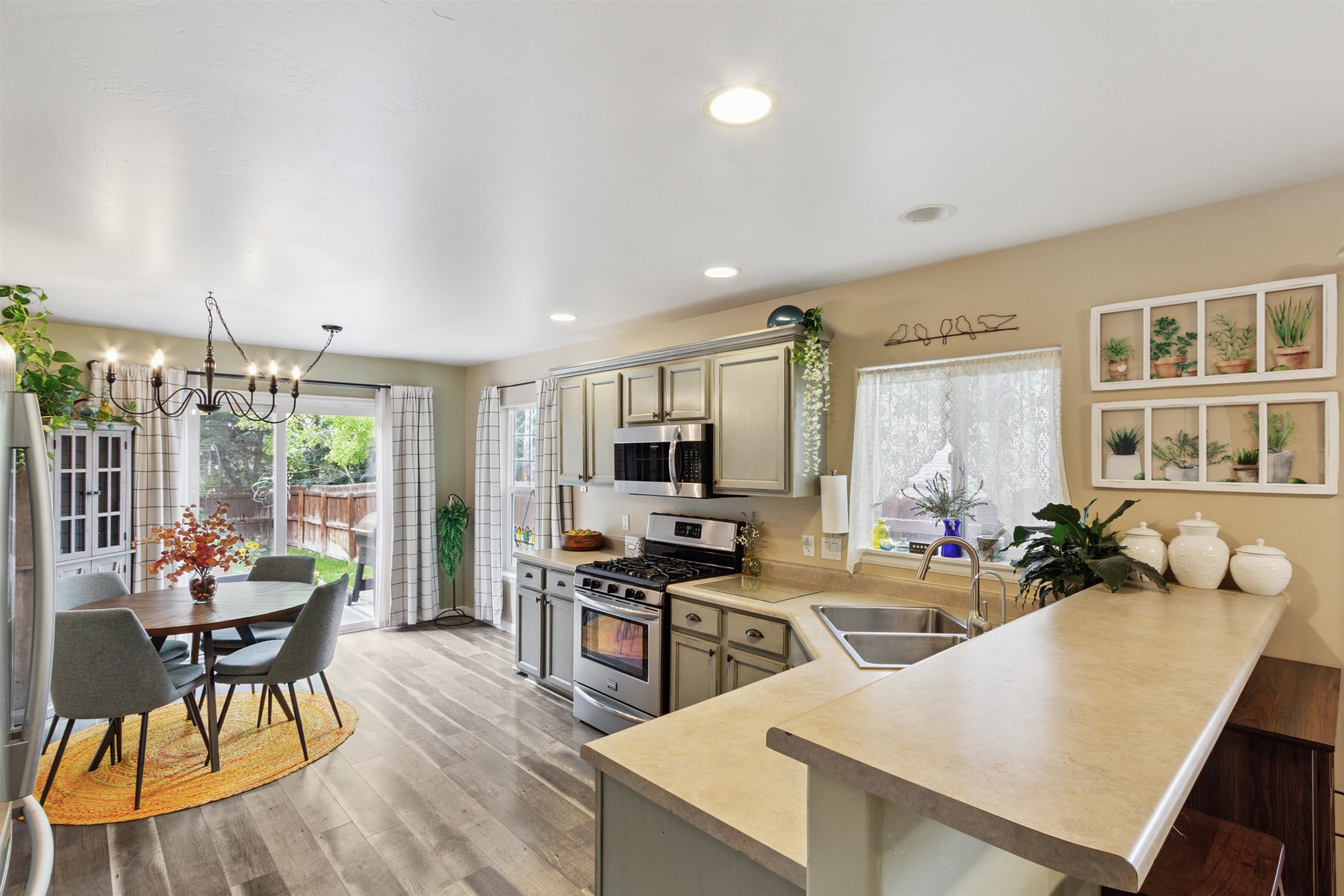 730 Storm King Circle