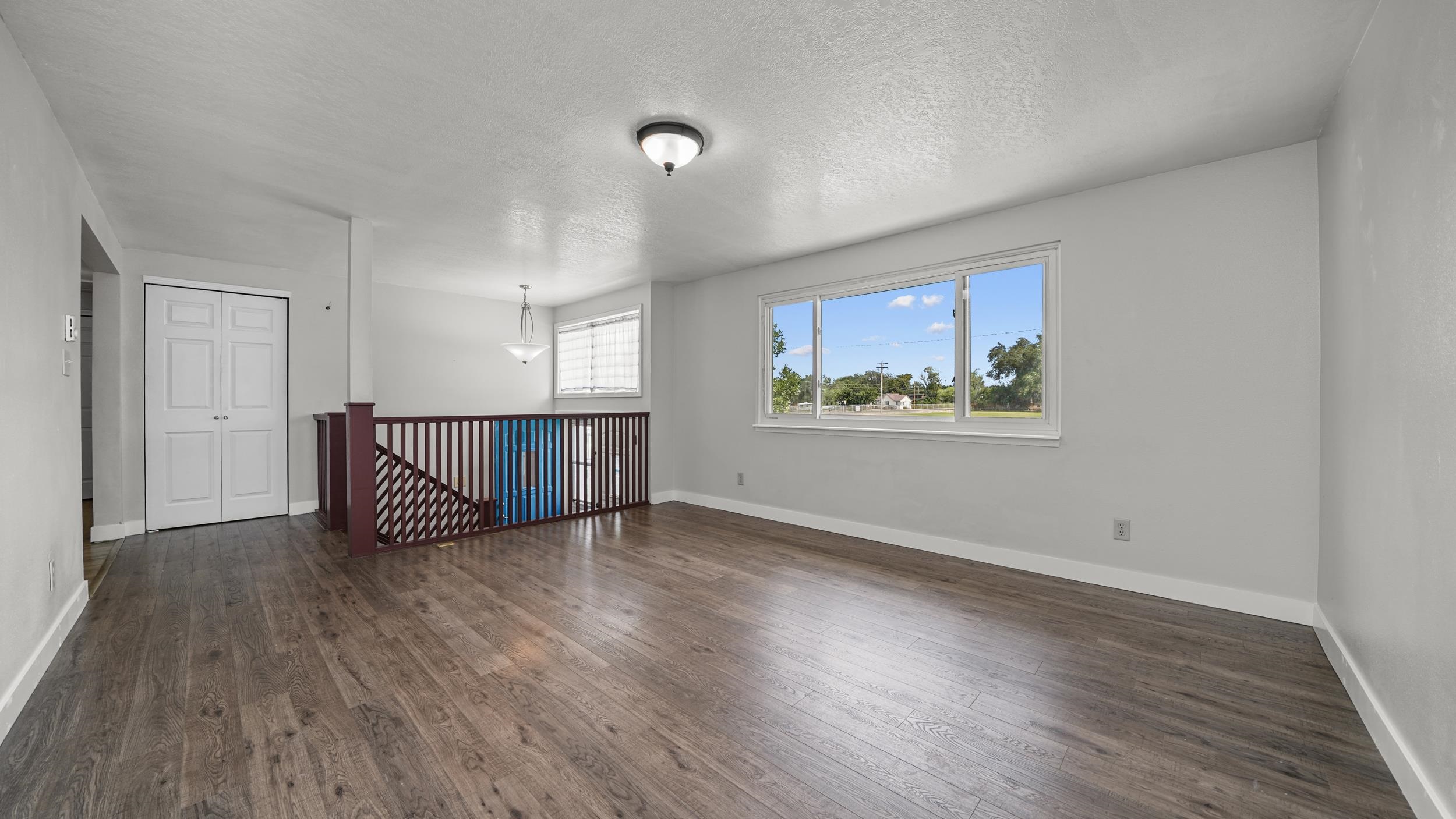 2879 Mesa Avenue Property Photo 3