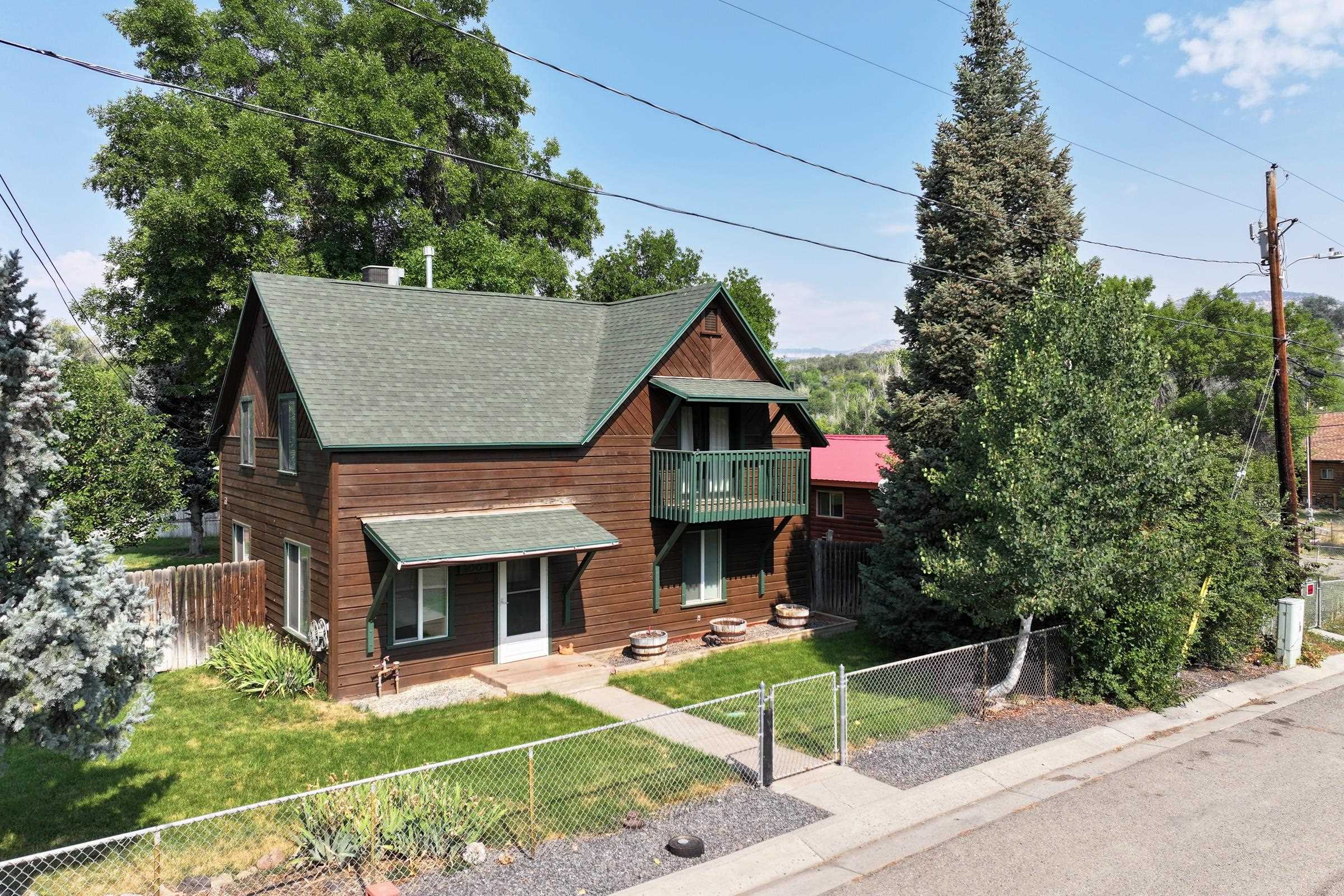 3007 Orchard Avenue Property Photo 1