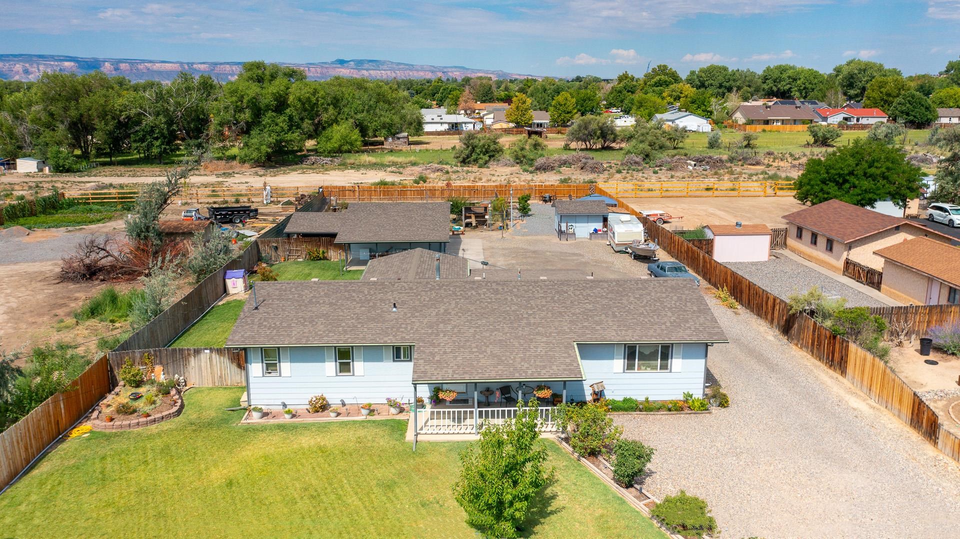 609 29 1/2 Road Property Photo 1