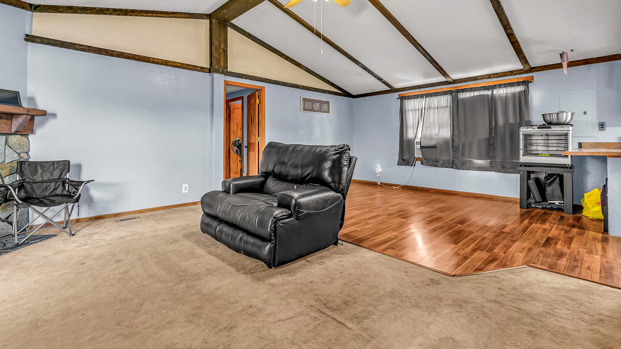 585 29 1/2 Road Property Photo 5