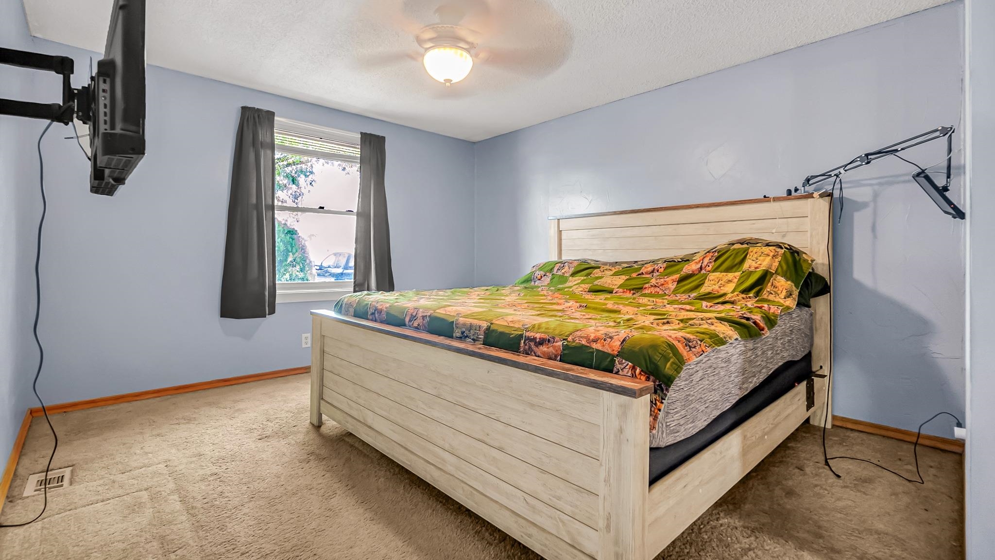 585 29 1/2 Road Property Photo 11