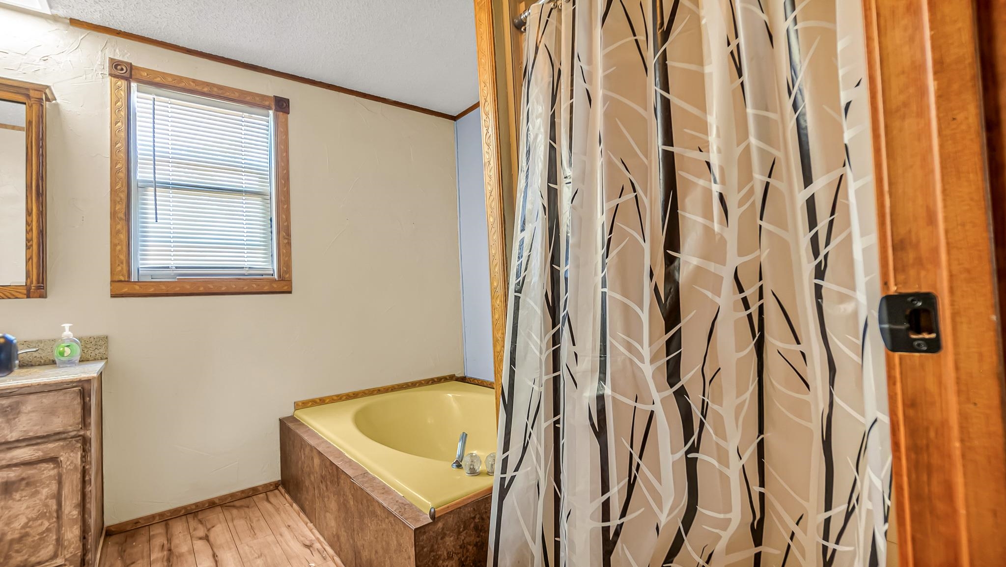 585 29 1/2 Road Property Photo 13