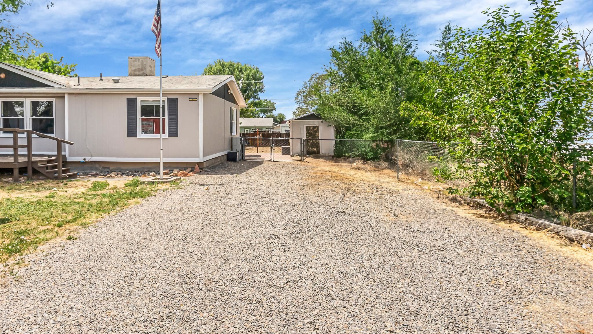 585 29 1/2 Road Property Photo 24