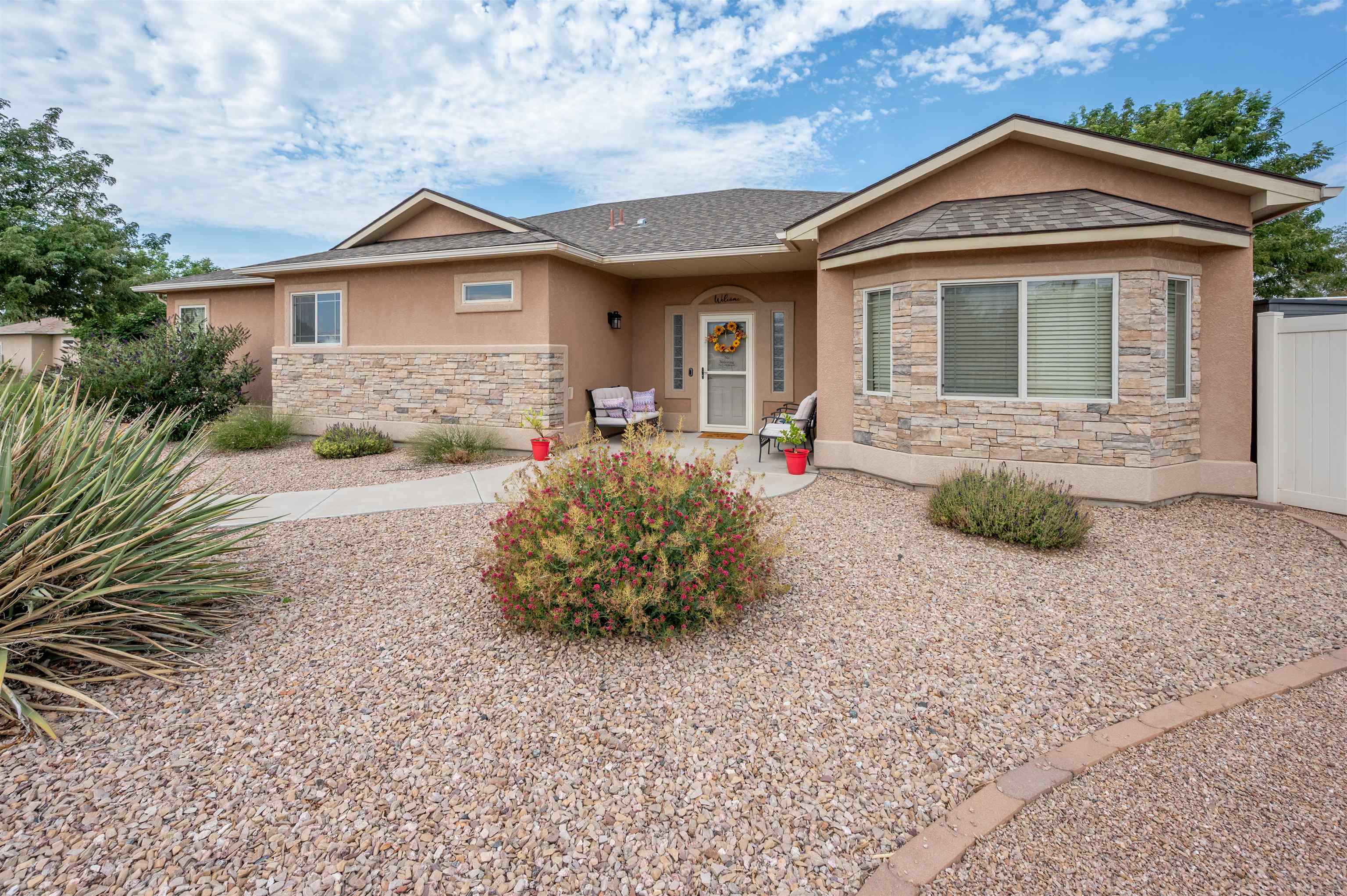 3172 Saddlegate Court Property Photo 1