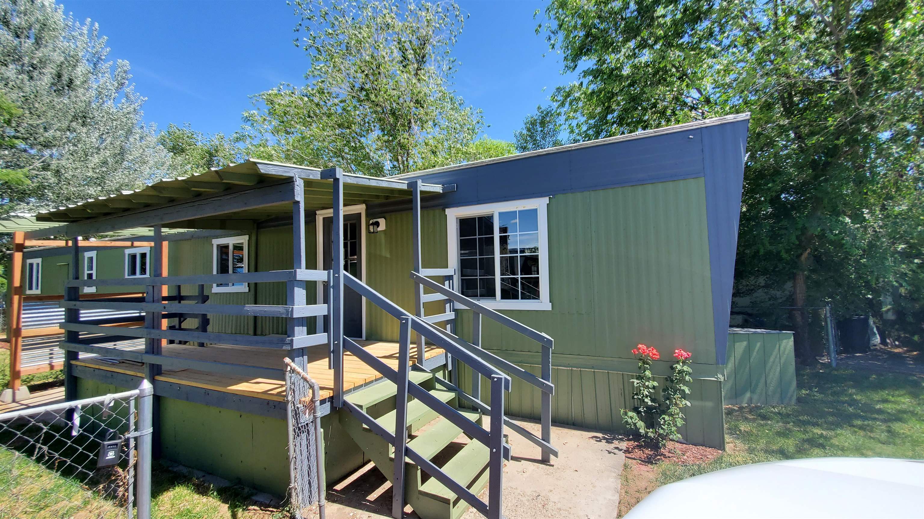 585 25 1/2 Road Property Photo 1