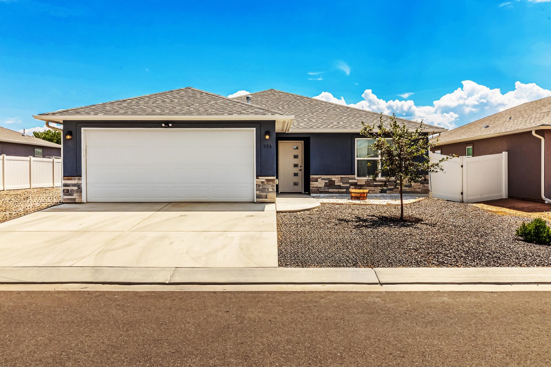 576 HENNESSY WAY