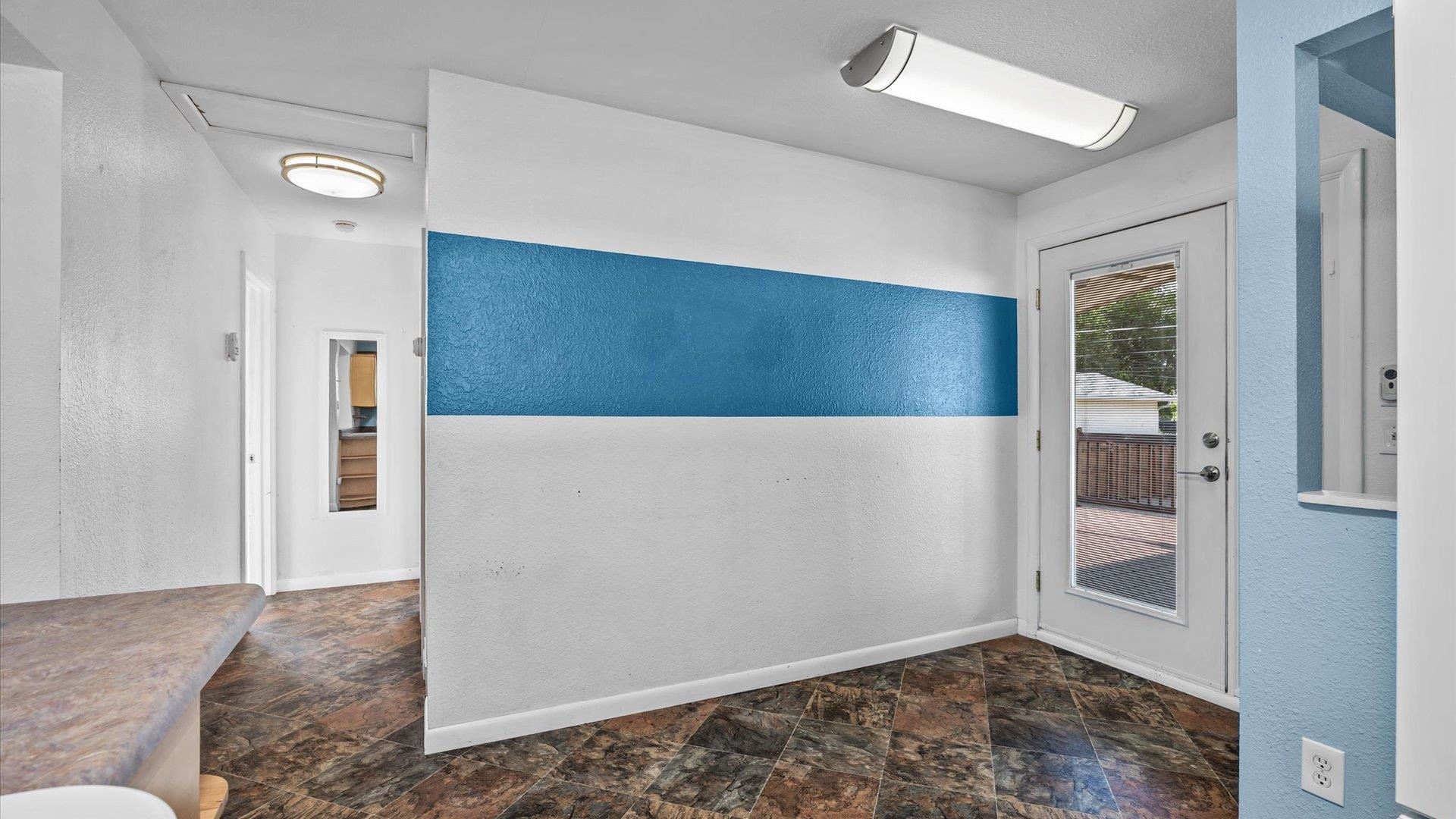 2827 1/2 Texas Avenue Property Photo 11