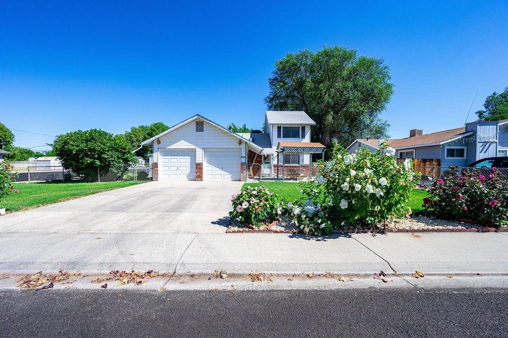 1003 E Harrison Avenue Property Photo 1