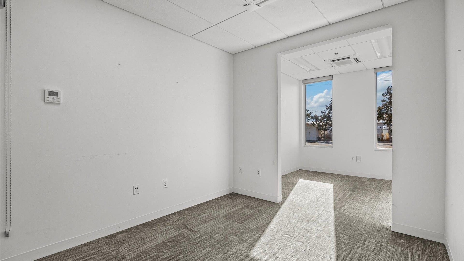 2755 North Avenue Property Photo 15