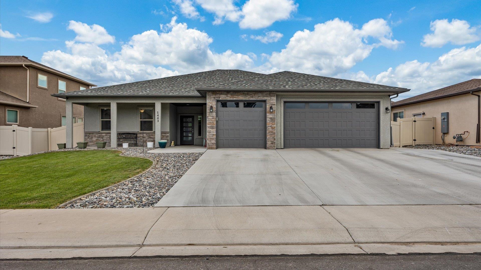 1443 Satterfield Avenue Property Photo 1
