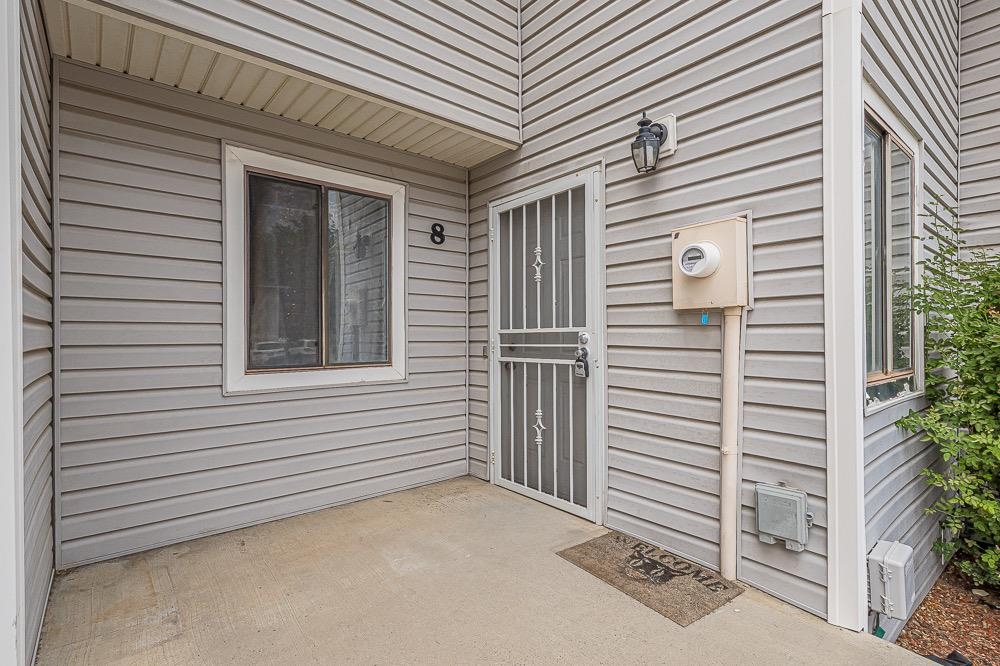 257 Beacon Court Property Photo 1