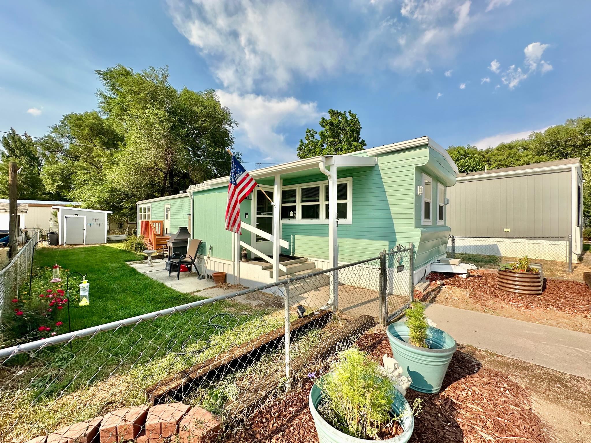 825 E Ottley Avenue