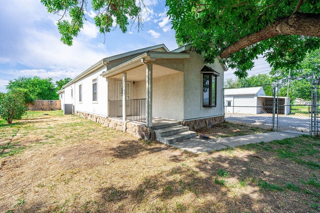 2871 C 1/2 Road Property Photo 1
