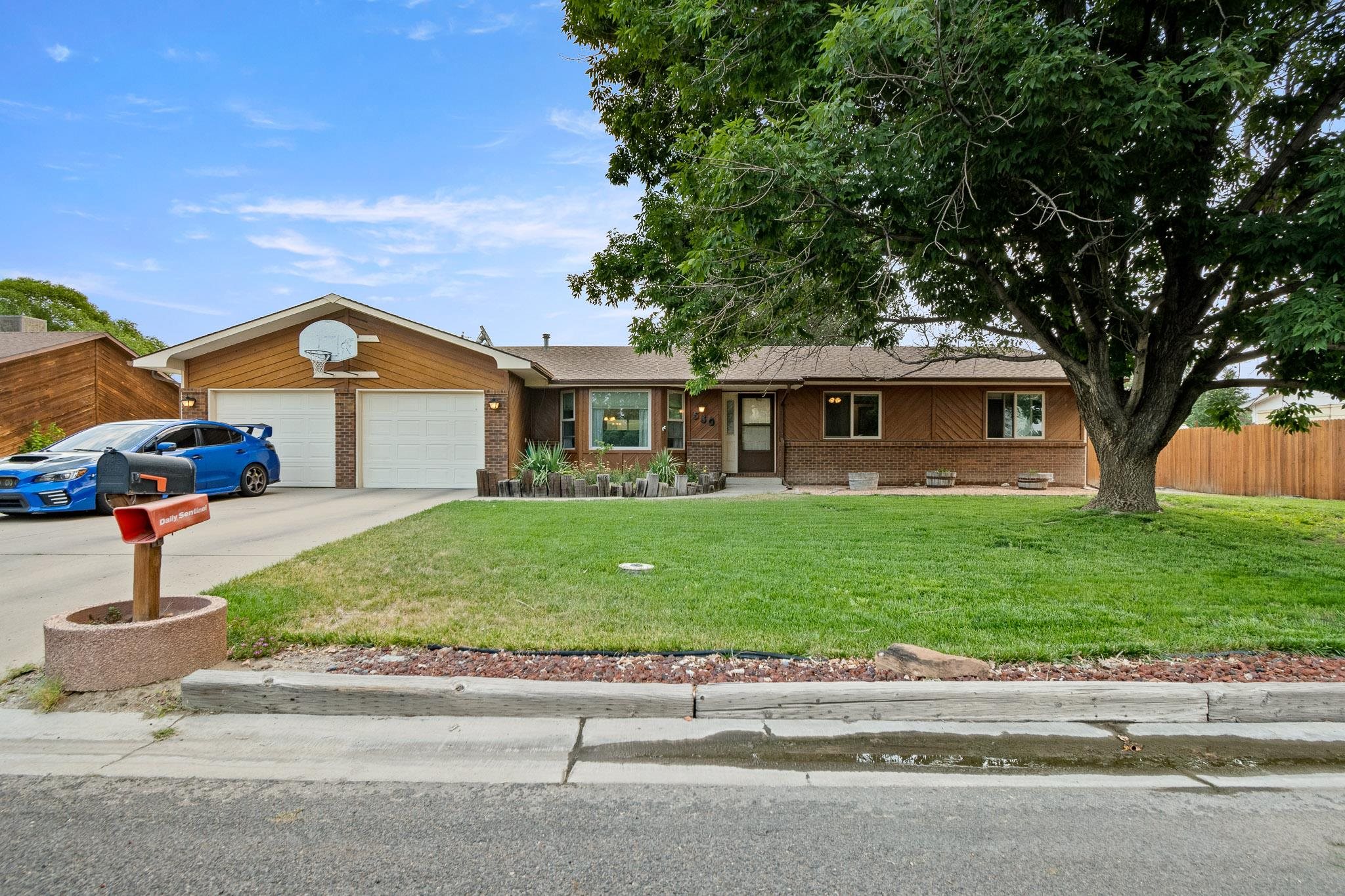 580 Colanwood Street Property Photo 1