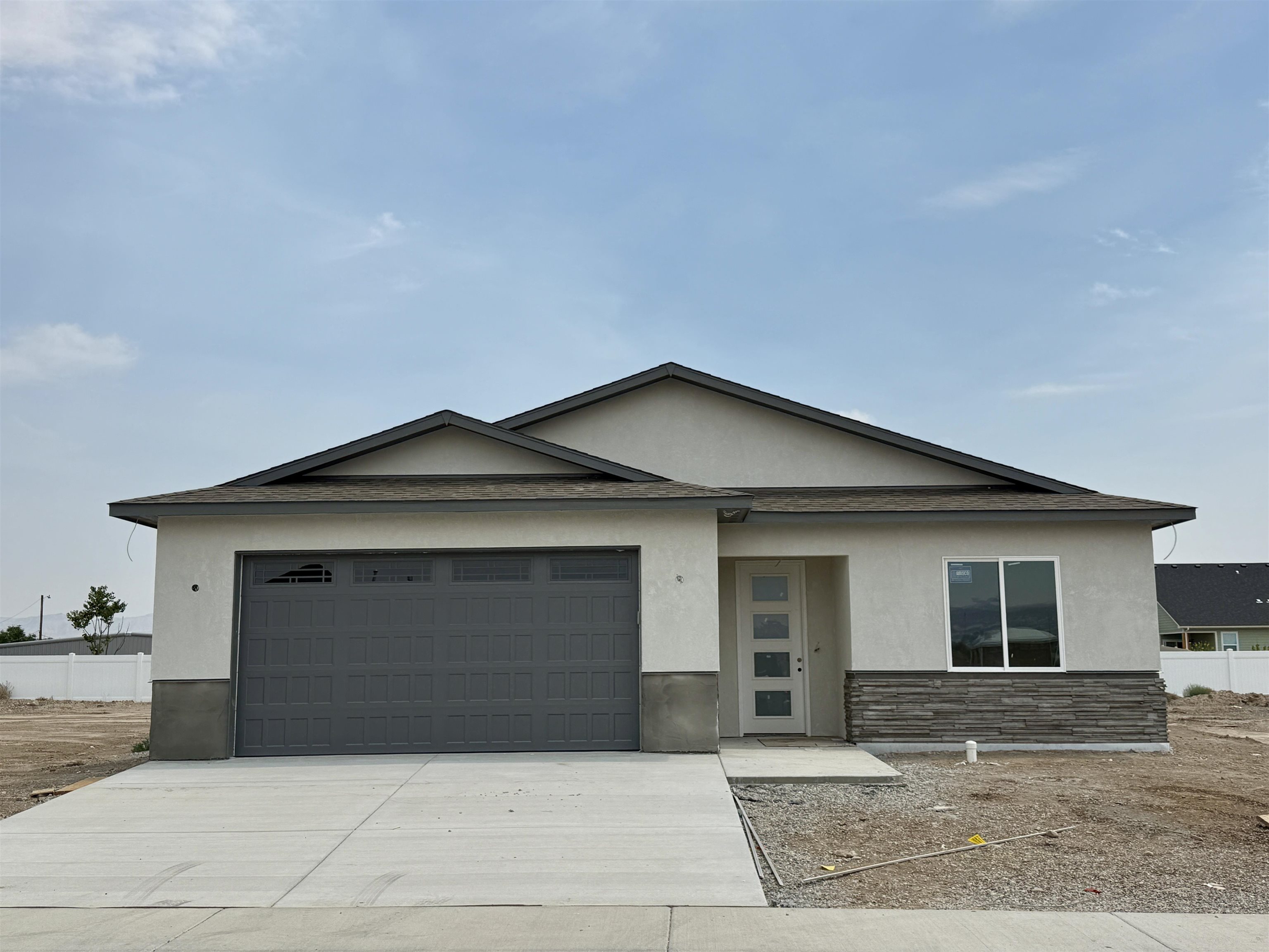 1028 Caliper Way Property Photo 1