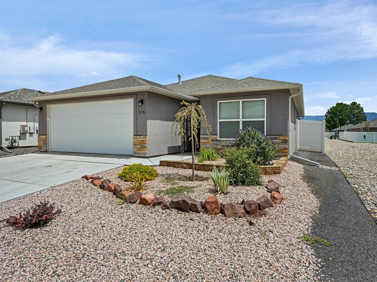 578 Hennessy Way Property Photo 1