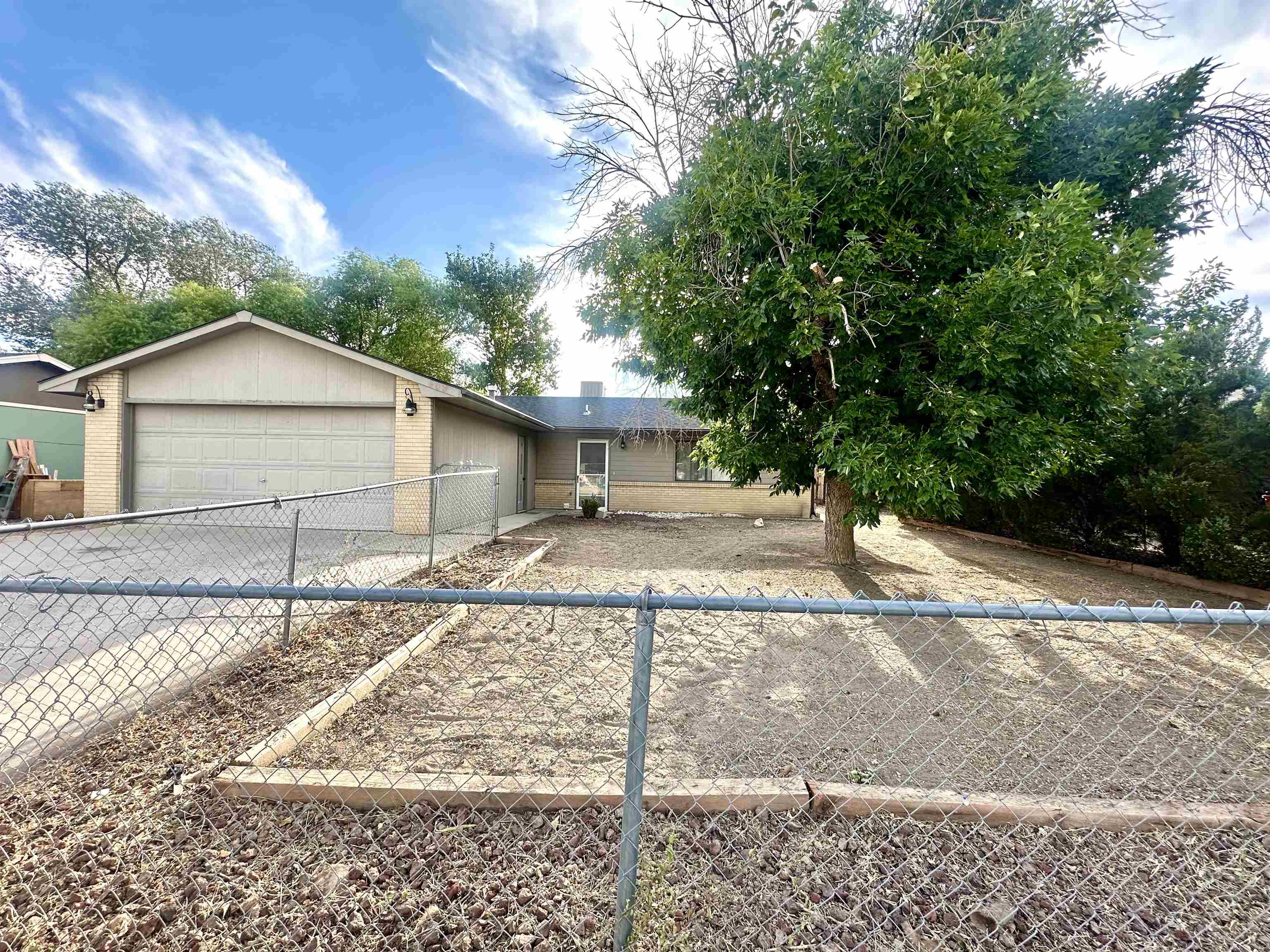 469 Cottonwood Lake Drive Property Photo 1