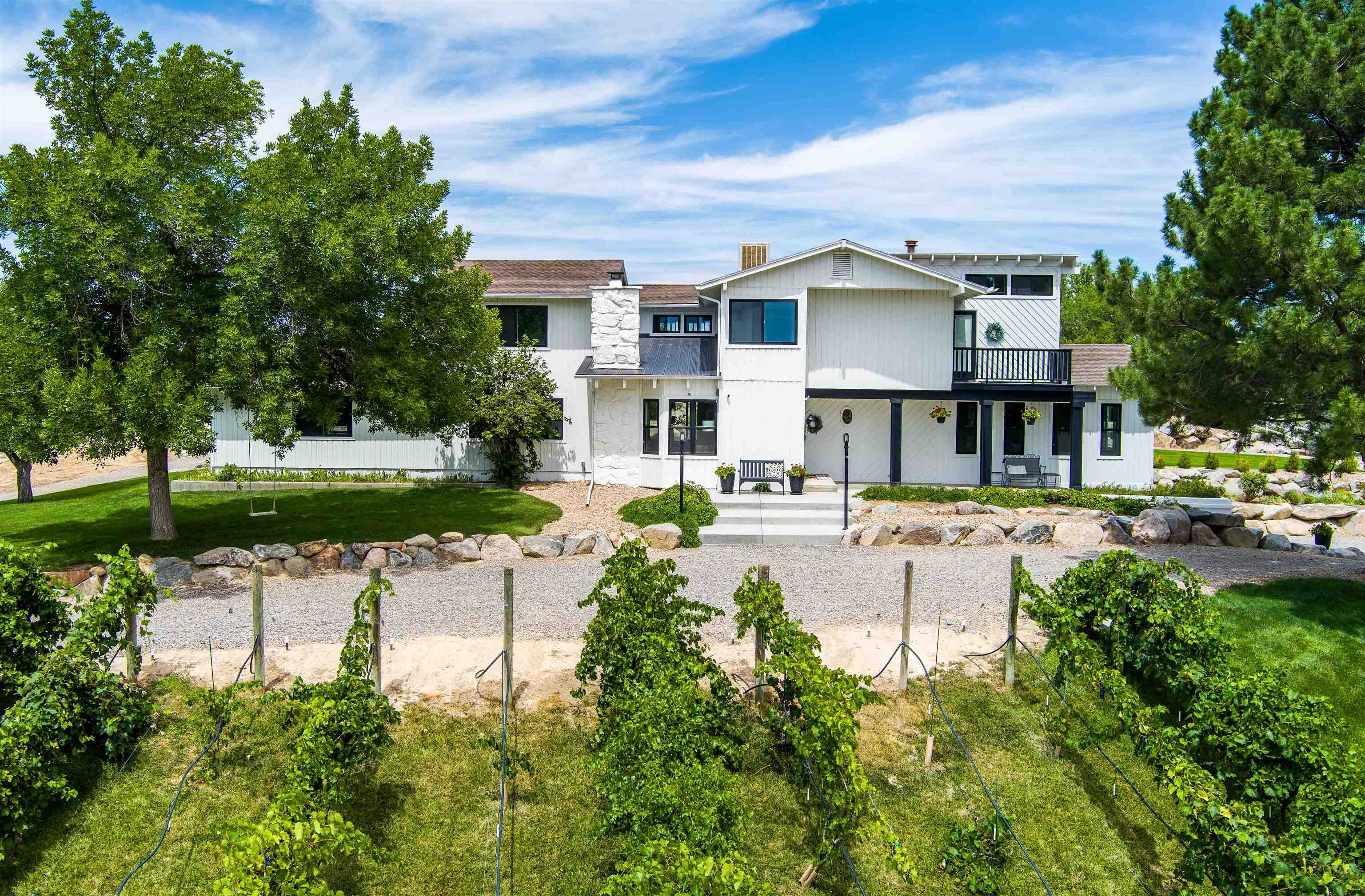 903 26 Road Property Photo 1