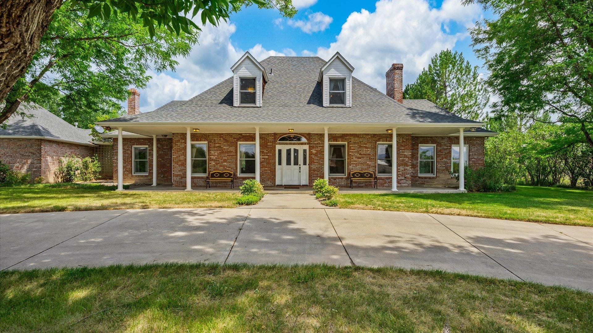848 24 1/2 Road Property Photo 1