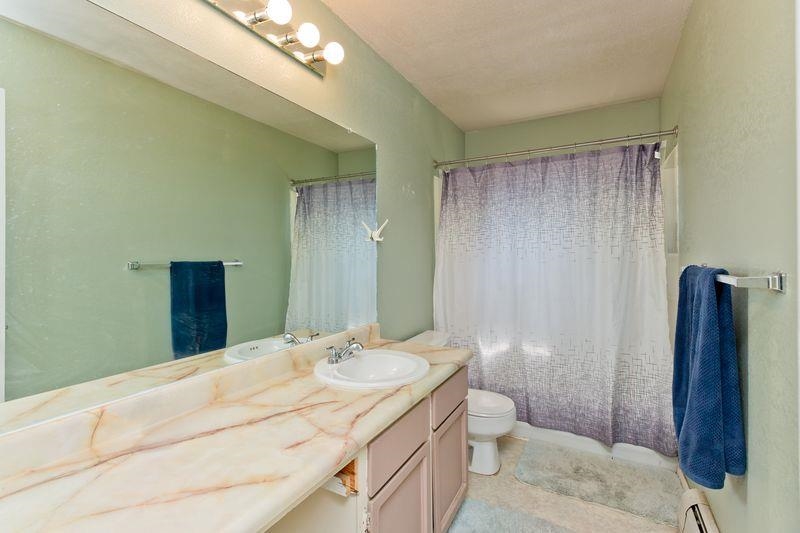 556 W Good Hope Circle Property Photo 25