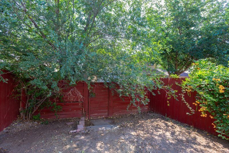 556 W Good Hope Circle Property Photo 33