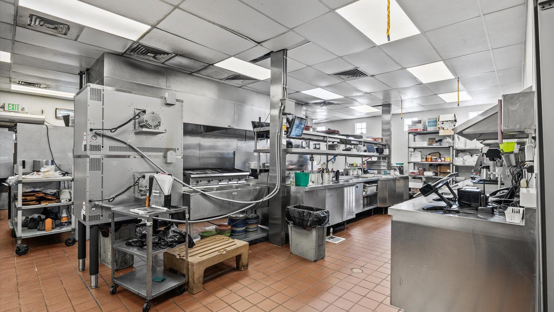 3245 I-70 Business Loop Property Photo 18