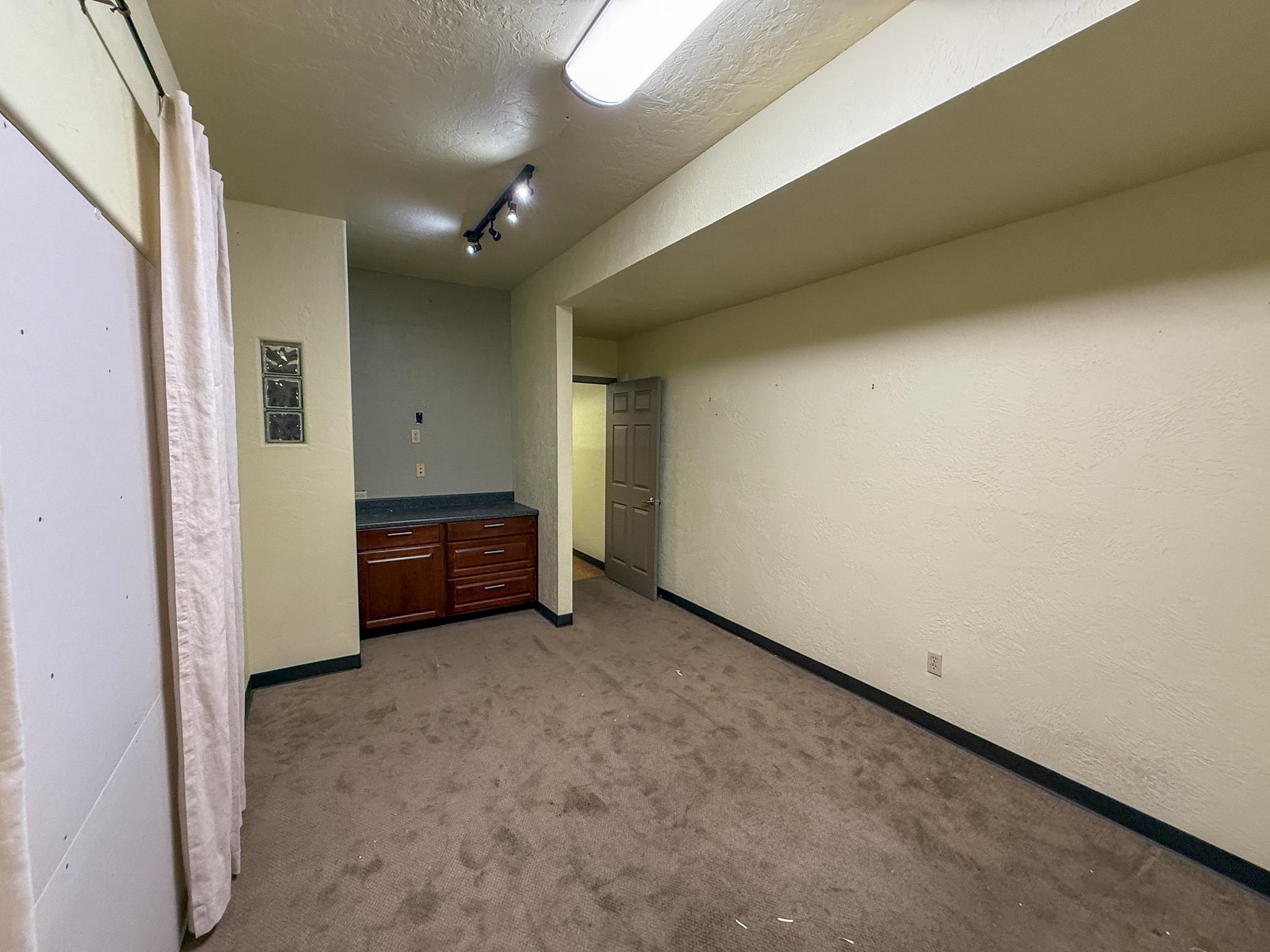 321 Rood Avenue Property Photo 7