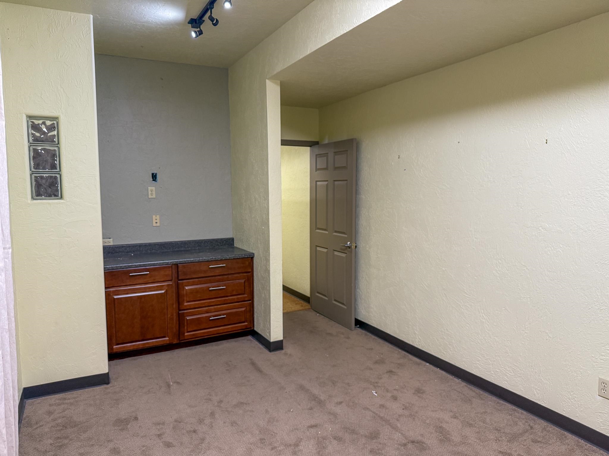 321 Rood Avenue Property Photo 8