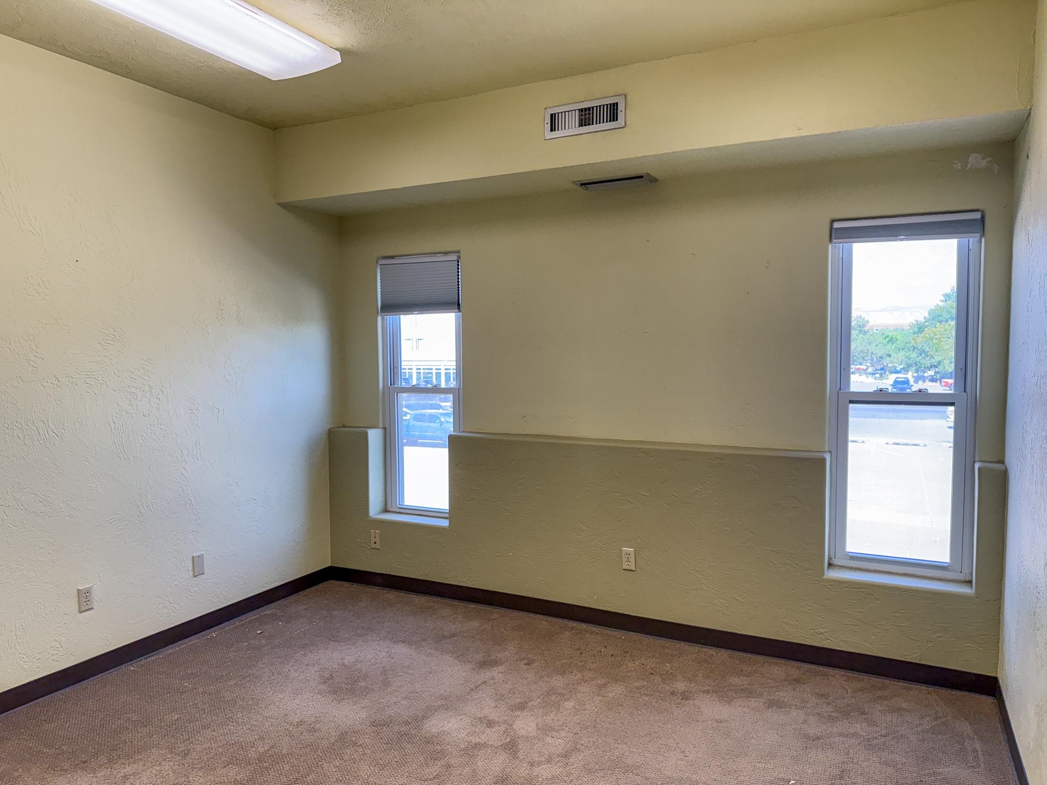 321 Rood Avenue Property Photo 10