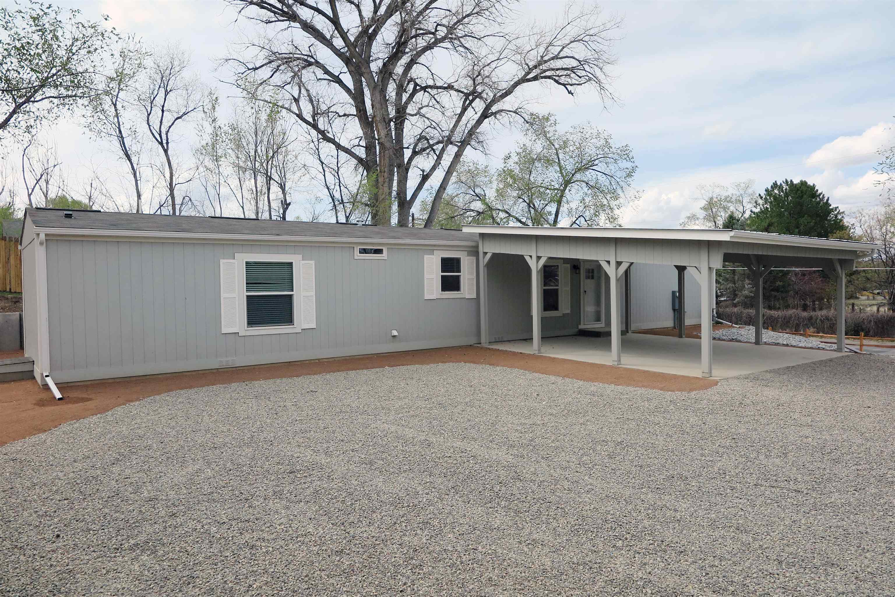 2721 1/2 B 1/4 Road Property Photo 1